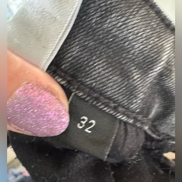 Flying Monkey Distressed Jean - Picture 6 of 6